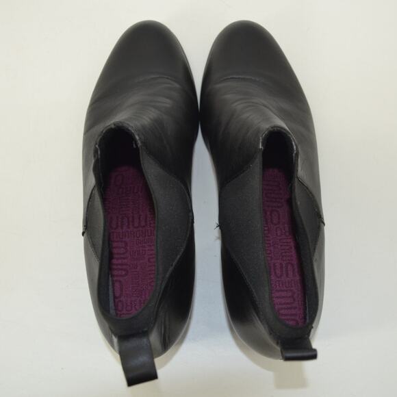 Munro Shari Chelsea Black Ankle Booties Minimalist Size 9 N - Picture 6 of 13
